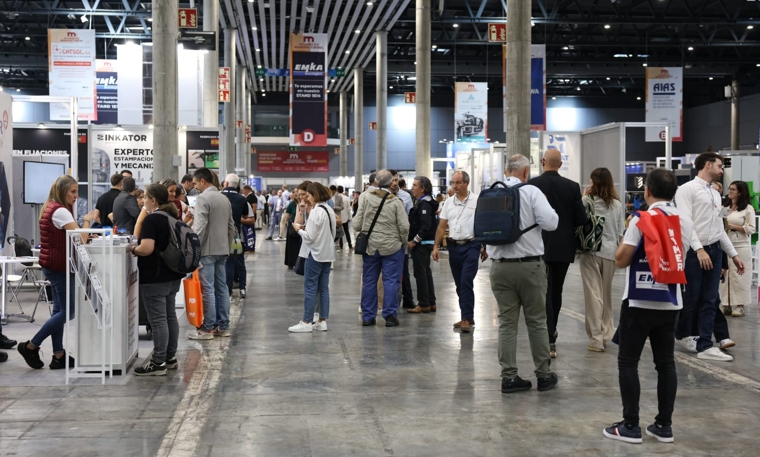 mundocompresor's tweet card. ADVANCED MANUFACTURING | Más de 200 expositores y 4.000 visitantes únicos se han dado cita en Fira - Gran Vía durante los dos días del evento.