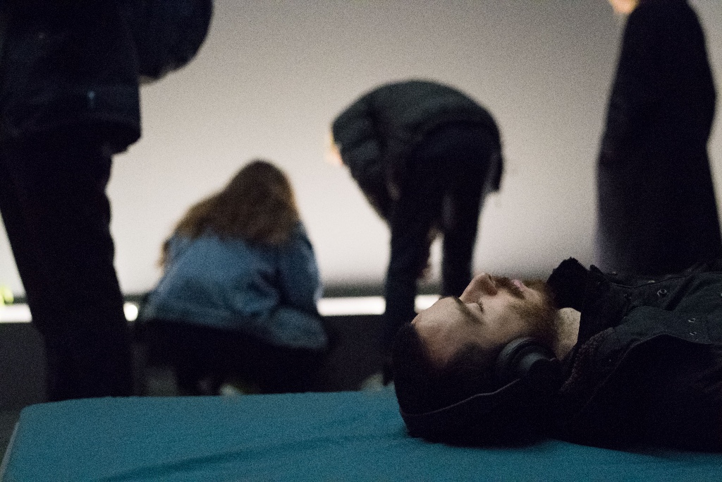 LeCarrefourQc's tweet card. Manif d'art - La biennale de Québec, Les Forces du Sommeil - Cohabitations des vivants, aura lieu du 23 février au 28 avril 2024.