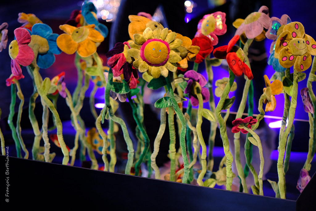 DLVisionMode's tweet card. Manif d'art - La biennale de Québec 2023