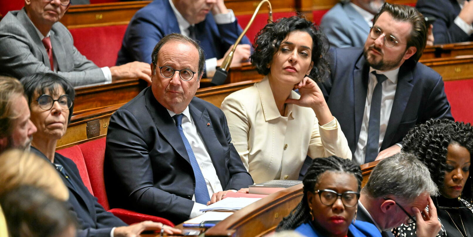 H_brachet's tweet card. L'objectif de la motion de censure divise au sein du NFP. Si LFI voit une étape décisive vers la démission d’Emmanuel Macron, le PS cherche des « compromis » autour d’un futur gouvernement.