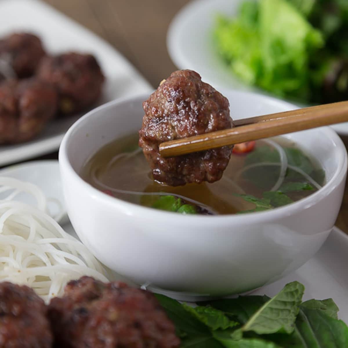 servfromscratch's tweet card. Bun cha: Vietnamese pork meatballs is a delicious traditional dish from Hanoi. It's served with a tangy broth and rice vermicelli noodles.
