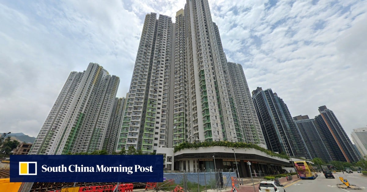 SCMPNews's tweet card. Man, 63, pronounced dead after police find him lying unresponsive in flat at Ching Tin Estate in Tuen Mun.