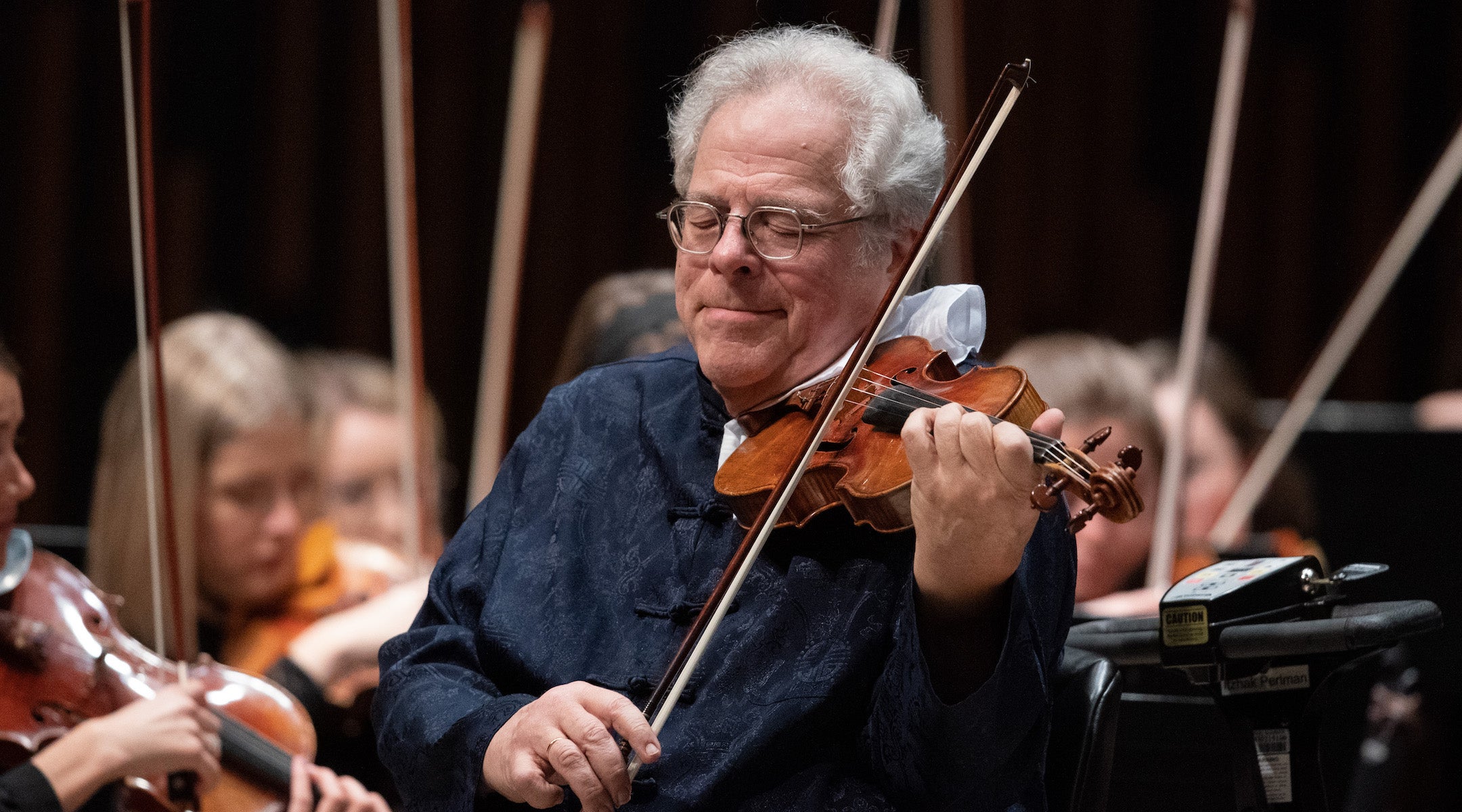 JonCAloznso's tweet card. The violin virtuoso will play "In the Fiddler's House" at the Beacon Theater on Monday alongside other klezmer music greats.