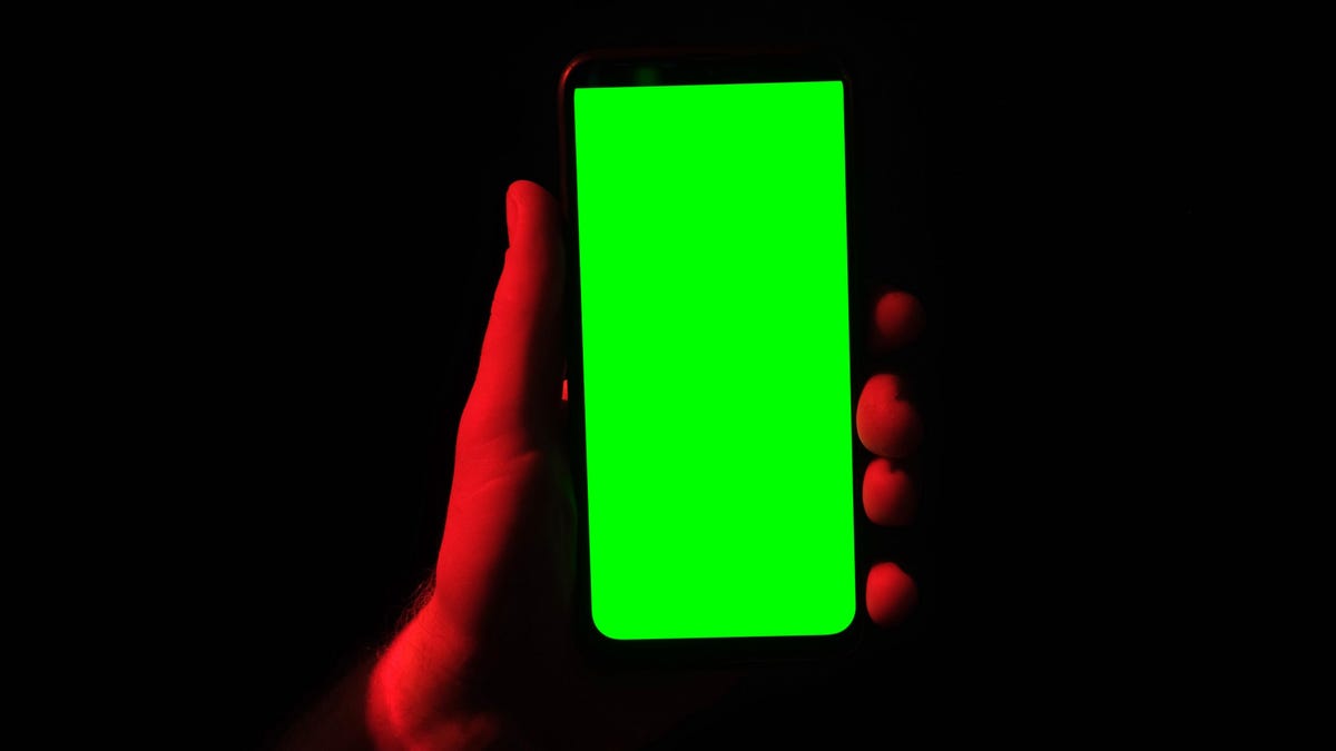 CNET's tweet card. The Neon app provides a monetary incentive for providing phone recordings as training data to AI companies.