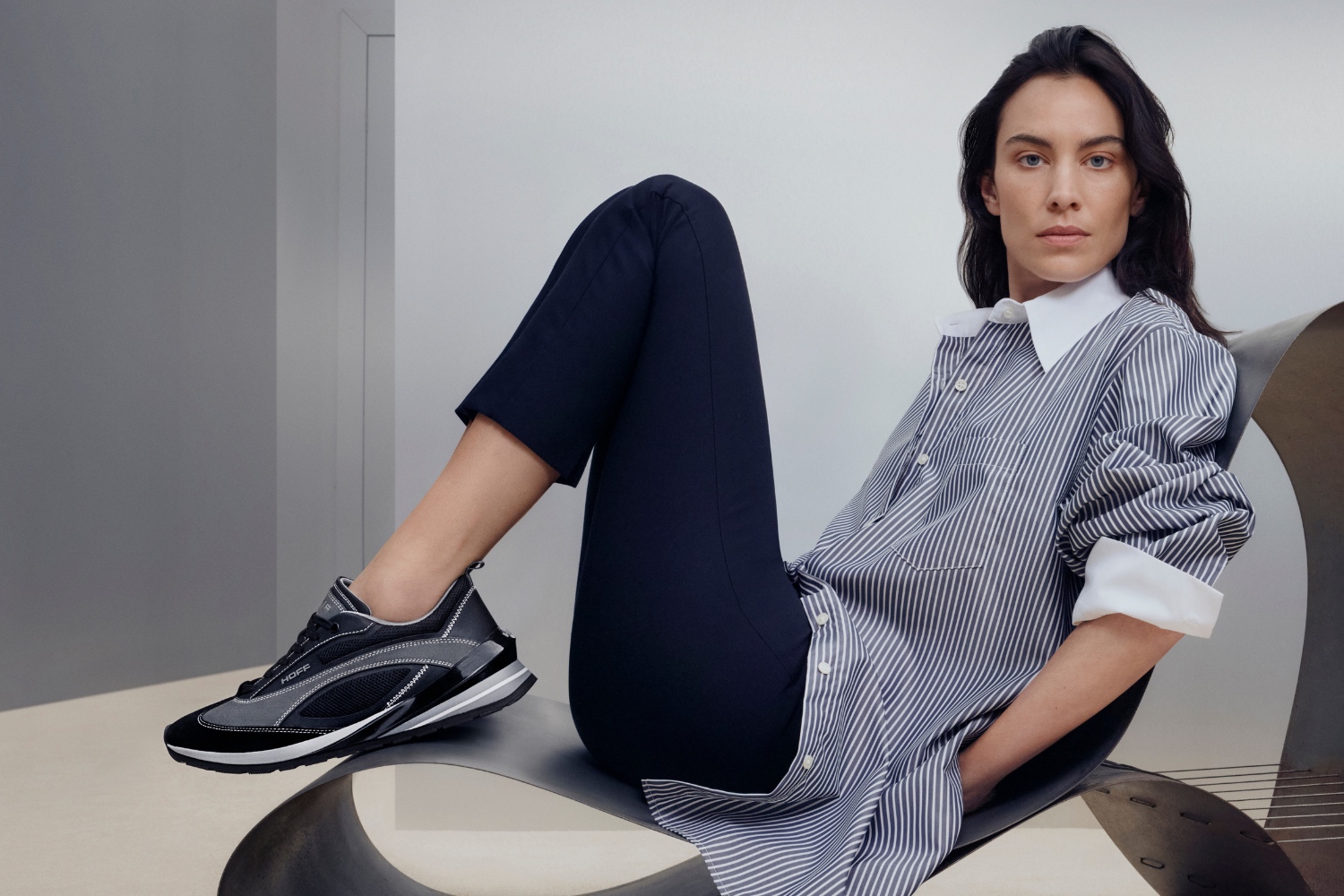 Grazia_es's tweet card. SEVEN, la colección que marca un nuevo inicio cuyo propósito es consolidarse como referente internacional en diseño y cultura sneaker.