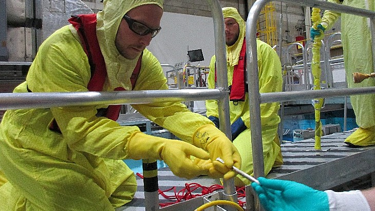 matt_ir_guru's tweet card. Capsules containing Lightbridge Fuel material samples of enriched uranium‑zirconium alloy have been loaded into an experimental assembly ready for irradiation testing, Lightbridge Corporation has...