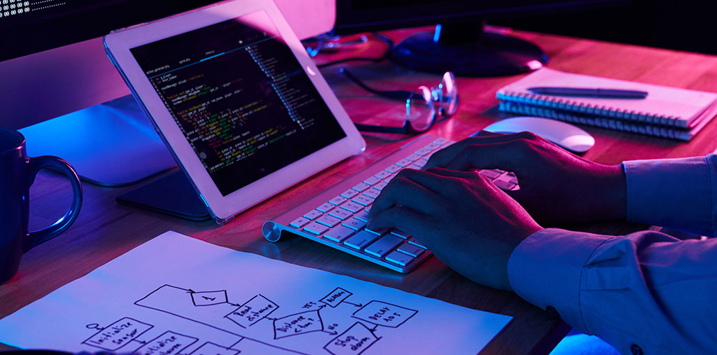 techtrendworld's tweet card. Choosing the right technology for backend frameworks development services is crucial for application performance and scalability...