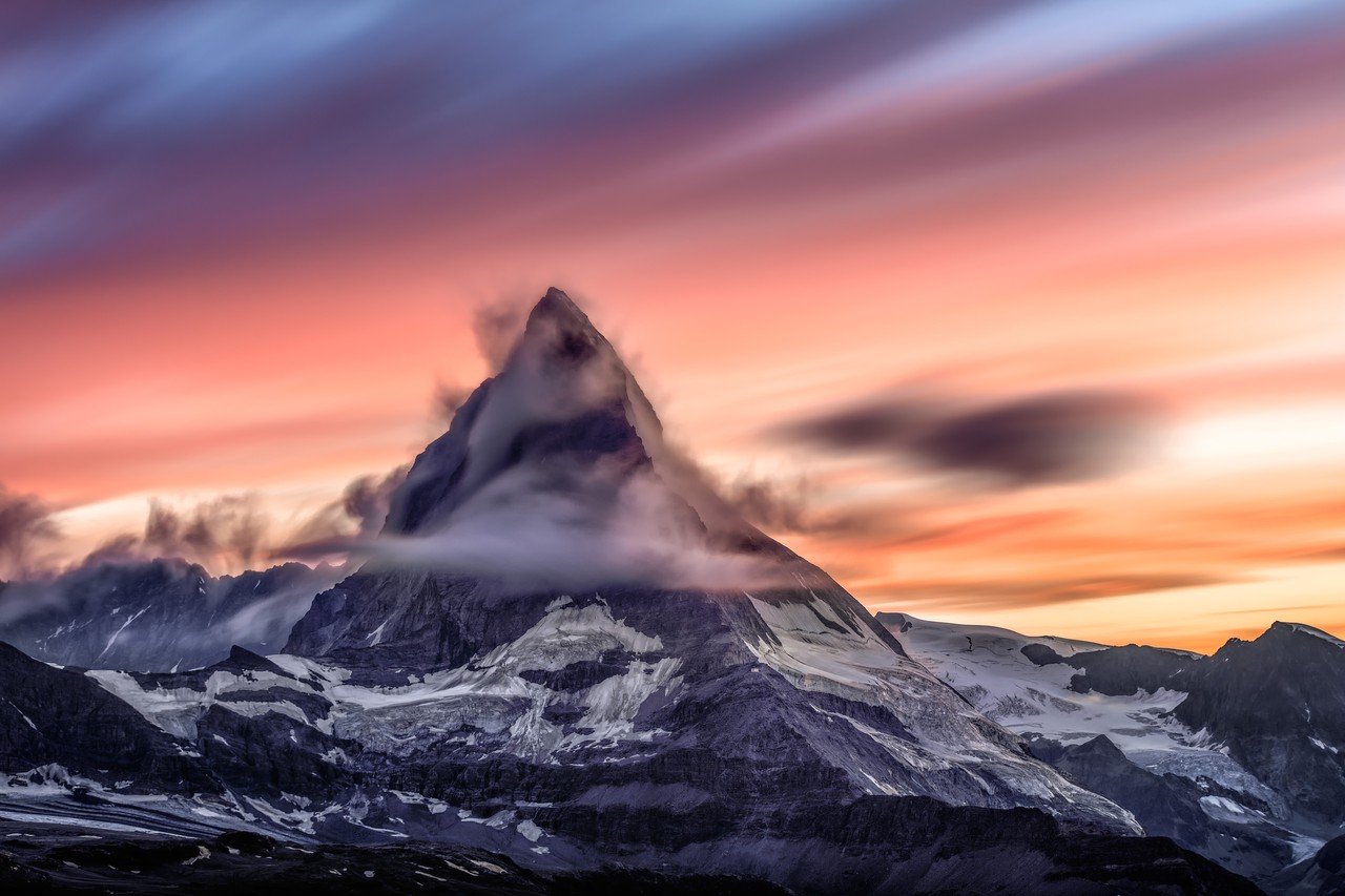 ExtractWebData's tweet card. By John Mosesman If you're reading this, you probably just got your first tech job — so congratulations! Getting the first job is one of the hardest things you'll do in tech. There's so much work and...