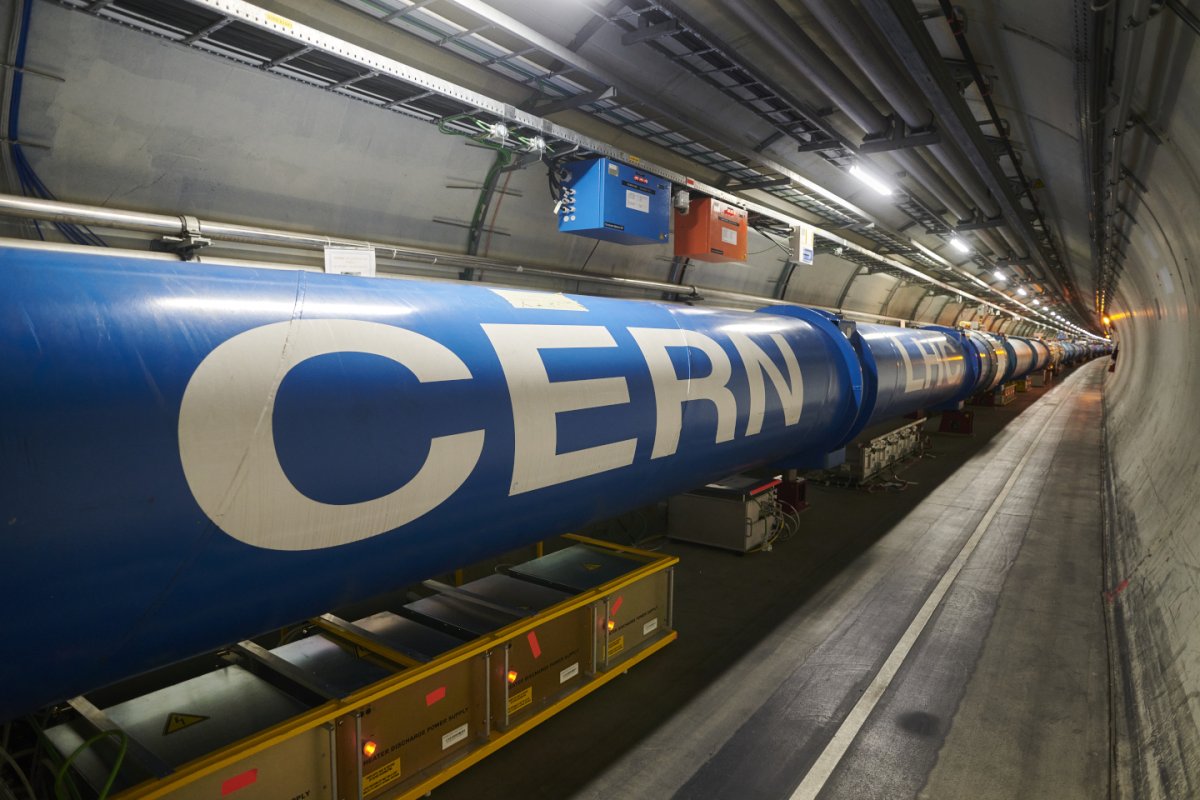 doescience's tweet card. The 17-mile-long structure's new beams are more powerful, which physicists anticipate will reveal more of the subatomic universe.
