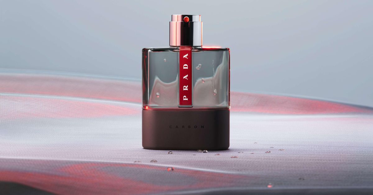 Getmefreesample's tweet card. Hurry up. Here is how to get a free Prada Luna Rossa Ocean cologne sample while supplies last. Try the new Prada perfume for men before anyone else.