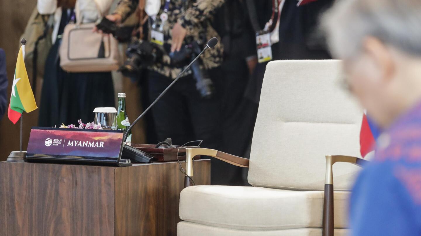 CRPHinMyanmar's tweet card. Indonesian President Joko Widodo has somberly acknowledged to fellow Southeast Asian leaders that no progress has been made to end the civil strife gripping Myanmar.