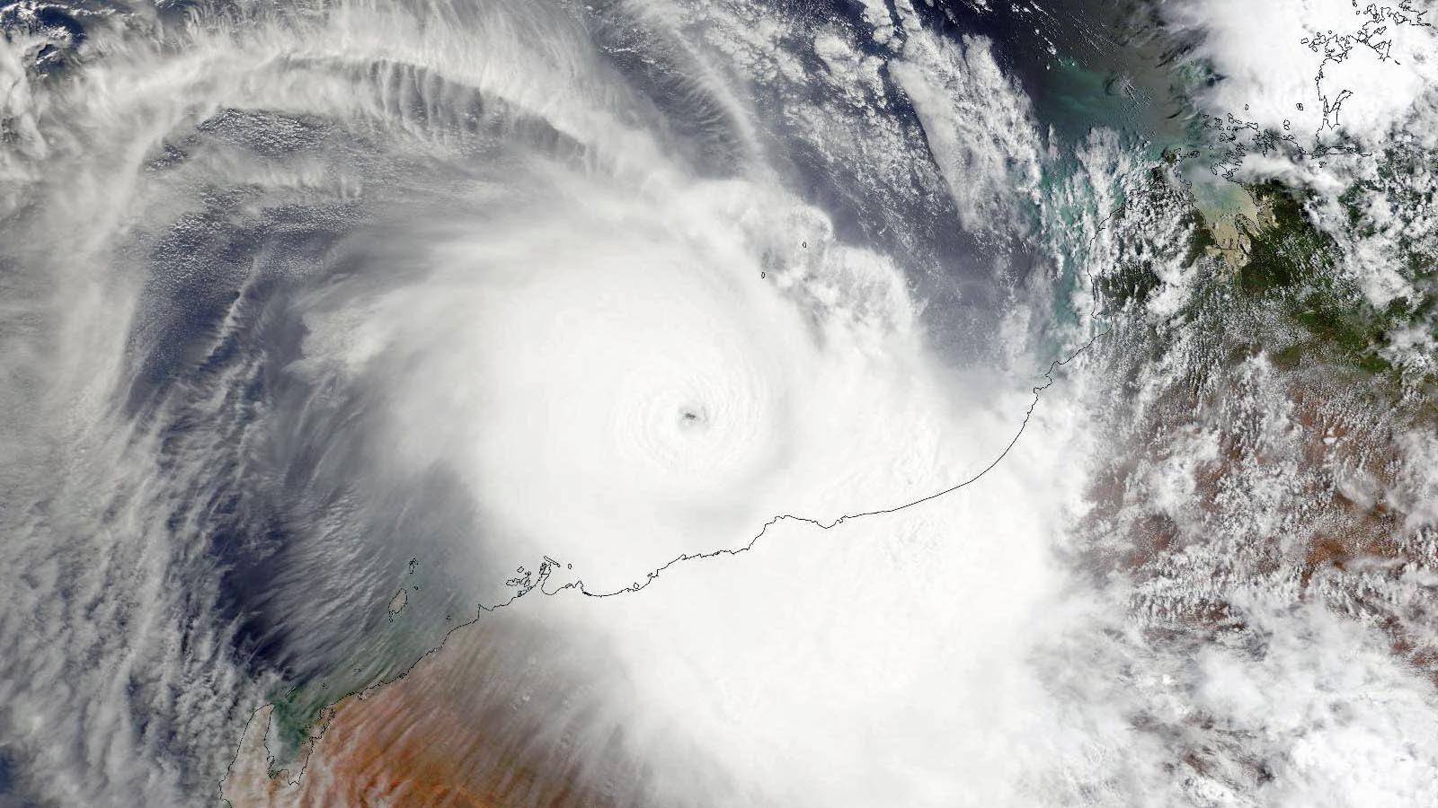 DrJeffMasters's tweet card. Record-warm ocean temperatures helped Zelia intensify.
