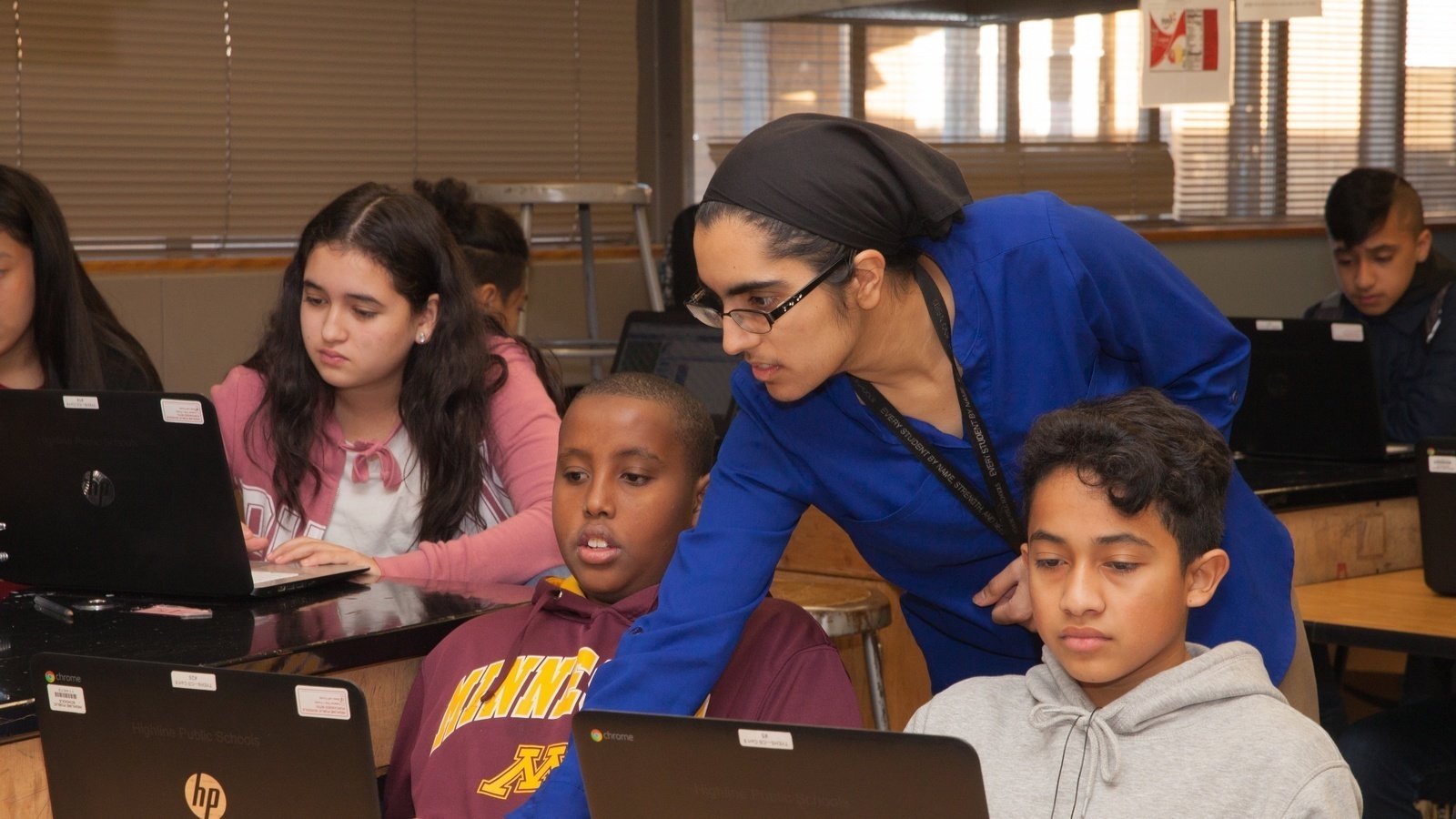 LaneTechCompSci's tweet card. Chicago: allow students to use Web sites that teach math, art, journalism, CS!