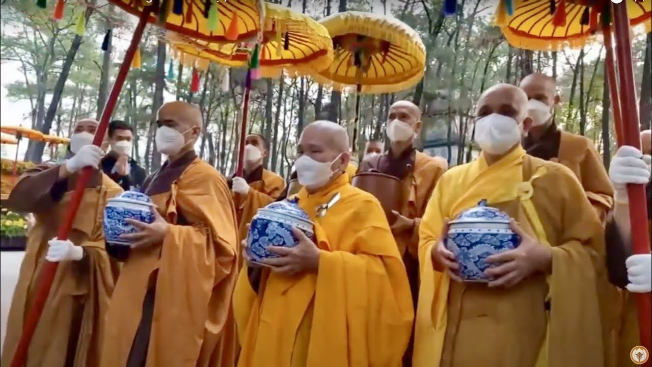 thichnhathanh's tweet card. Thich Nhat Hanh Ashes Ceremony, Huế Vietnam | Day 9 | 2022 01 30
