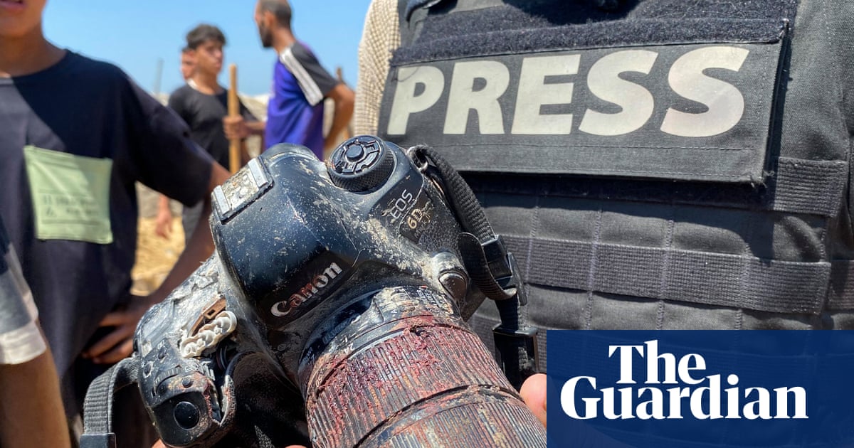 KenRoth's tweet card. Foreign Press Association joins long list of global media agencies demanding press freedom in devastated territory