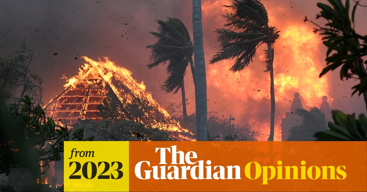 NaomiAKlein's tweet card. Big corporations, golf courses and hotels have been taking water from locals for years. Now the fire may result in even more devastating water theft