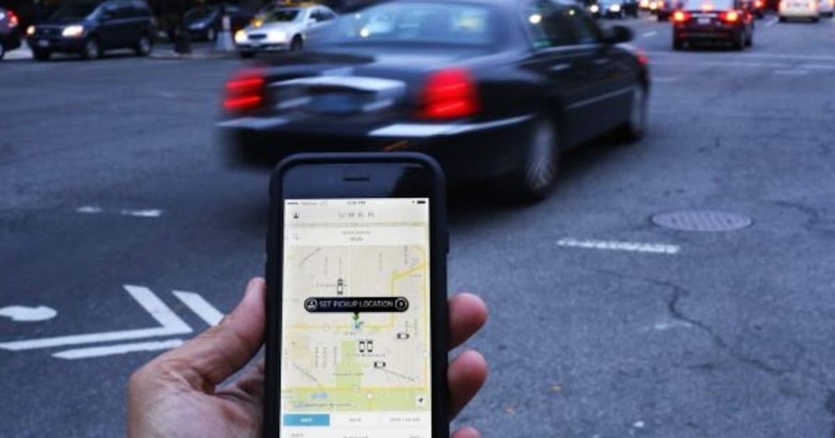 siliconbarry's tweet card. Fine Gael senator Garret Ahearn challenges minister Eamon Ryan to do more to speed the provision of taxis and hackneys outside big cities
