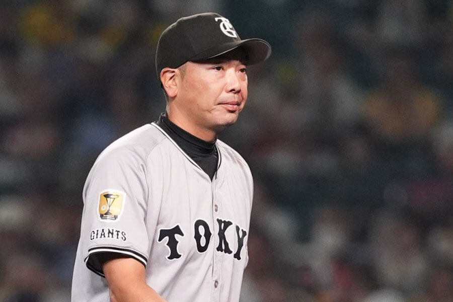 Tigers_6914's tweet card. ■DeNA 6ー2 巨人（11日・横浜） 　巨人は11日、横浜スタジアムで行われたDeNAとのクライマックスシリーズ（CS）ファーストステージの第1戦に敗れ、崖っぷちに立たされた。阿部監督はわずか