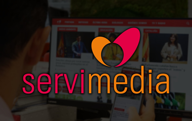 Servimedia's tweet card. Durante décadas ha permanecido oculto bajo un embalse, pero cuando el nivel del agua baja, los restos de Tiermas vuelven a aparecer y dejan ver un…