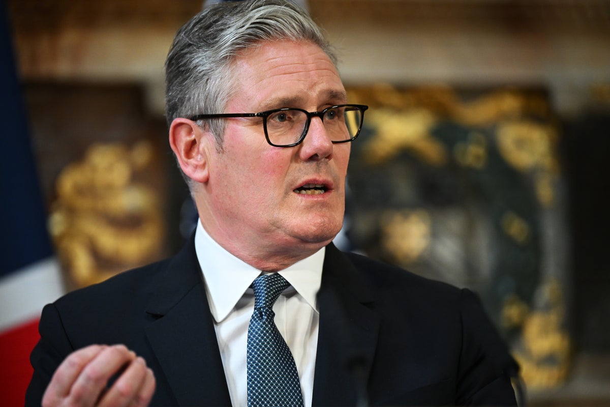 c_blackhurst's tweet card. Keir Starmer is torn between attracting the world’s wealthy and speaking to the working man. His mixed messaging – and Britain’s sloppy legislation – is holding the country back, says Chris Blackhurst