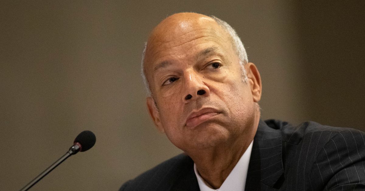 MichelleMaxwell's tweet card. Former President Barack Obama's former Secretary of the Department of Homeland Security split with Democrats over the shutdown.