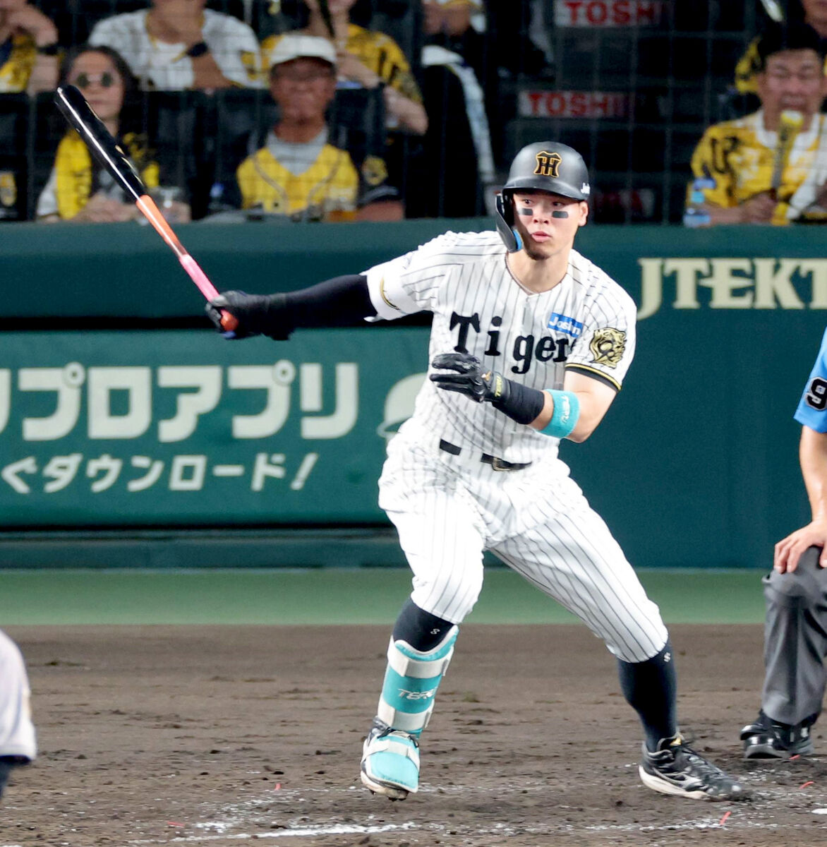beetube_beetube's tweet card. 　阪神が連敗を止めた。２度追いつかれながらも、勝ち越し、優勝マジックは２つ減って９。Ｖ奪還へマジックは１ケタ台に突入した。