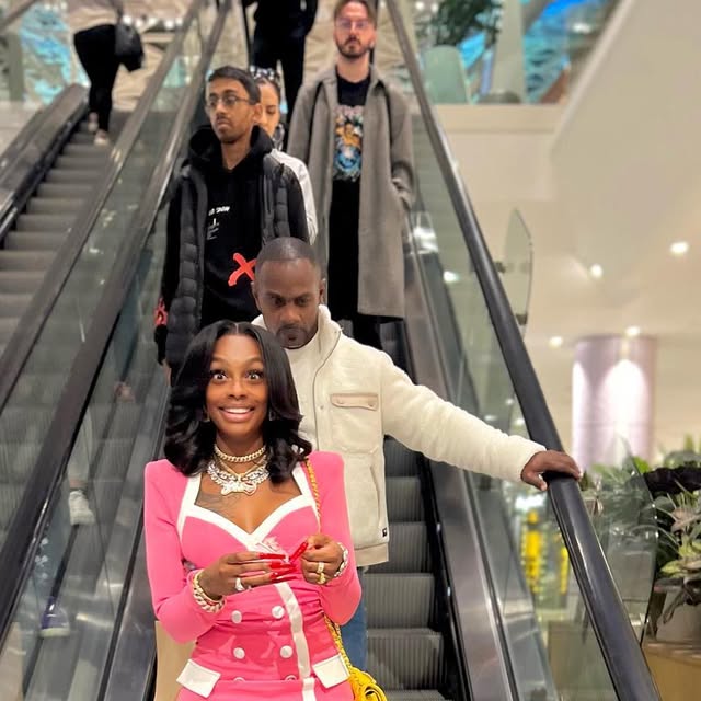 jess_hilarious's tweet card. Jess Hilarious (@jesshilarious_official) • Instagram photos and videos