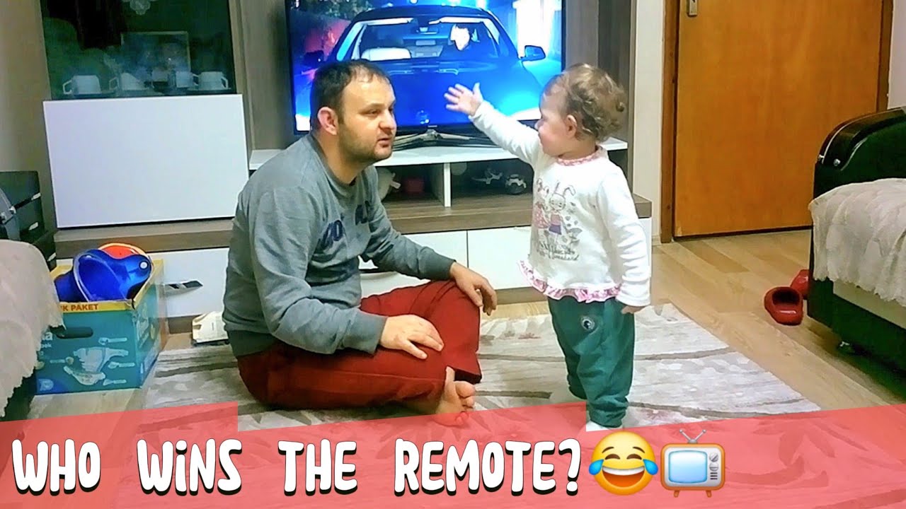 Dylan____Wilson's tweet card. Baba ve Bebek – En Büyük TV Savaşı Başlıyor! 📺👶#bebek #komedi #baba