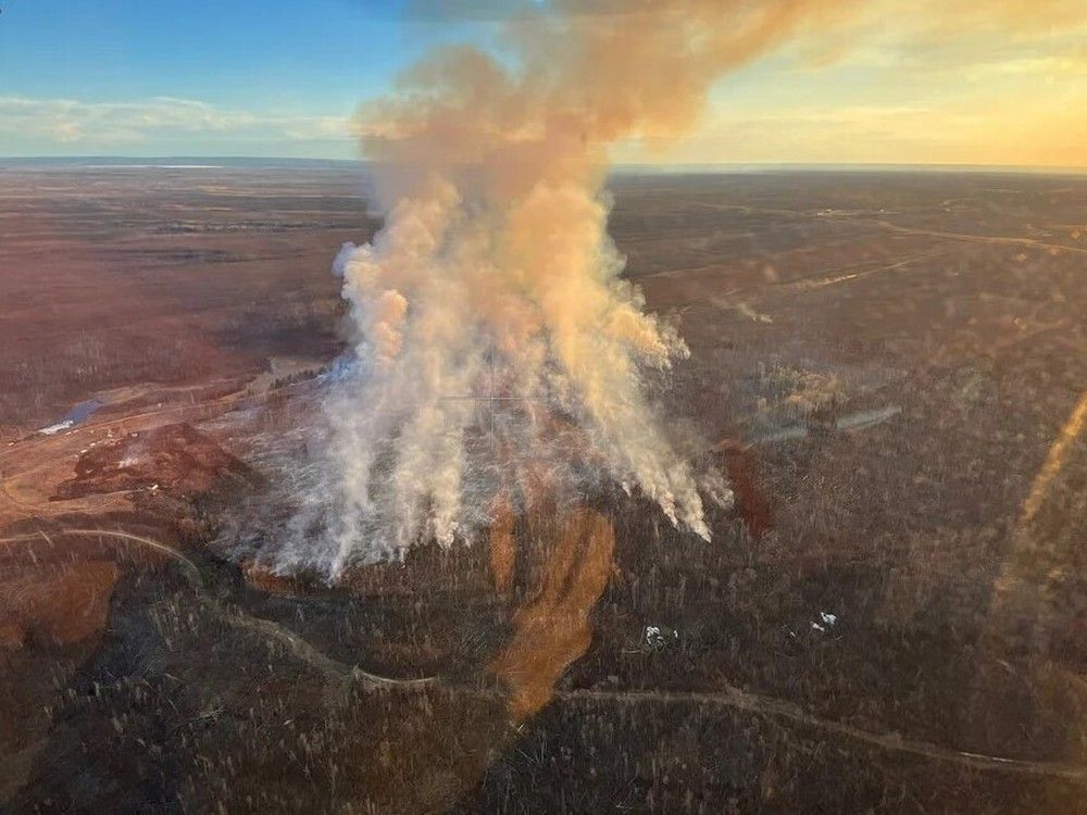 AisixSolutions's tweet card. Experts use AI to map wildfire probability as more Northern Alberta communities forced to evacuate