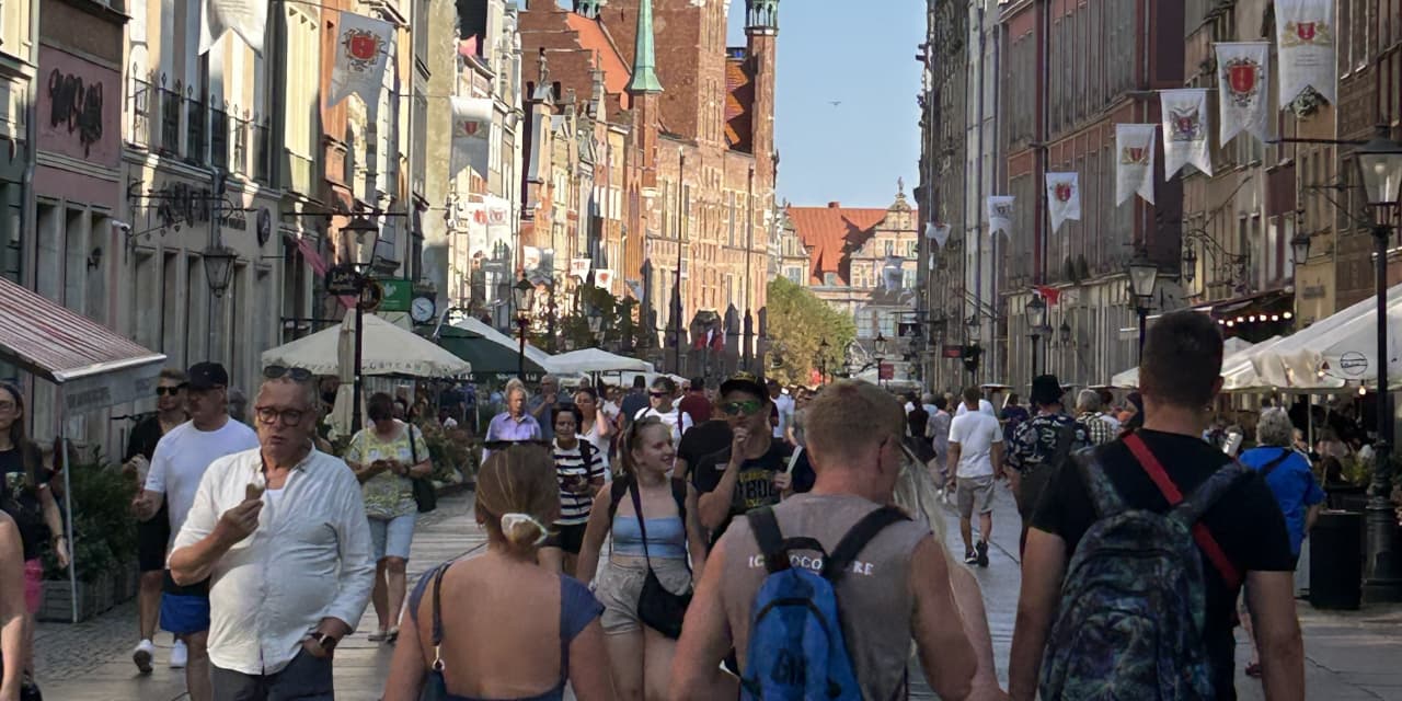 timleffel's tweet card. Avoid the major cities and visit under-the-radar destinations to save big bucks. Who needs Paris when you can have Poland?
