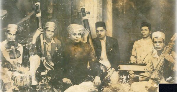EntropyNotebook's tweet card. In an era when many musicians resisted new tech, Vyas embraced it to bring Hindustani classical music into the homes of millions.