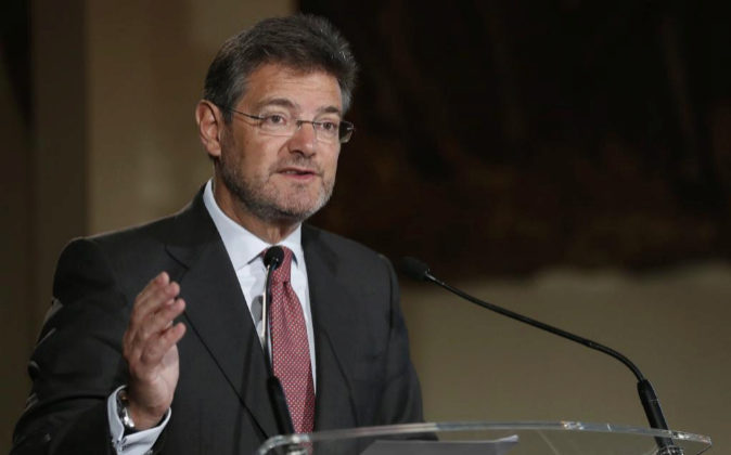 Abogacia_es's tweet card. El ministro de Justicia, Rafael Catalá, ha anunciado que el Ejecutivo trabaja en la creación de un sistema de resolución de conflictos...