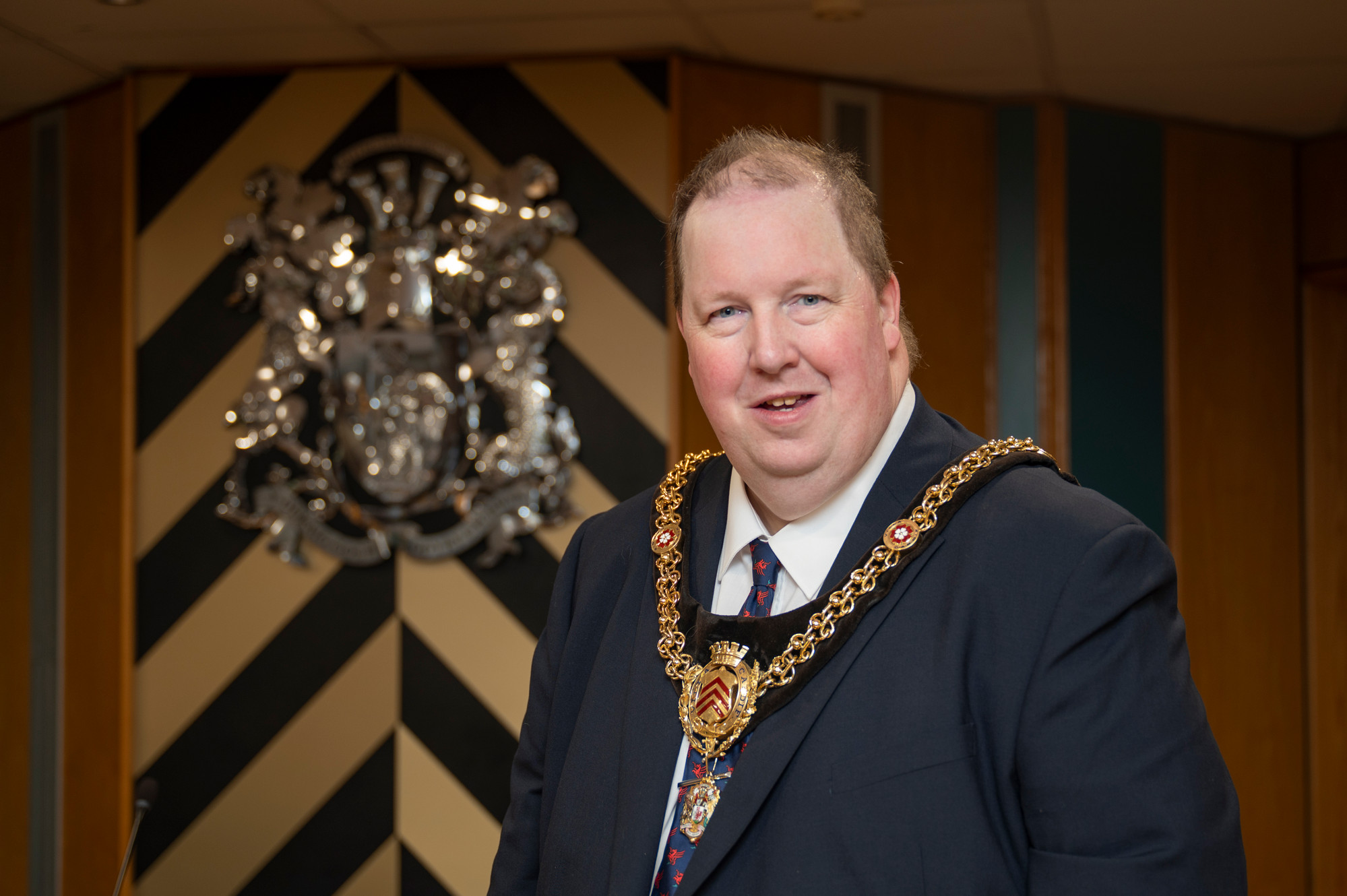 Adrian1Robson's tweet card. Cllr Ed Stubbs is running the Cardiff Half Marathon to raise money for the two nominated charities of the Lord Mayor of Cardiff, the Rescue Hotel for Dogs and the Forget Me Not Chorus.