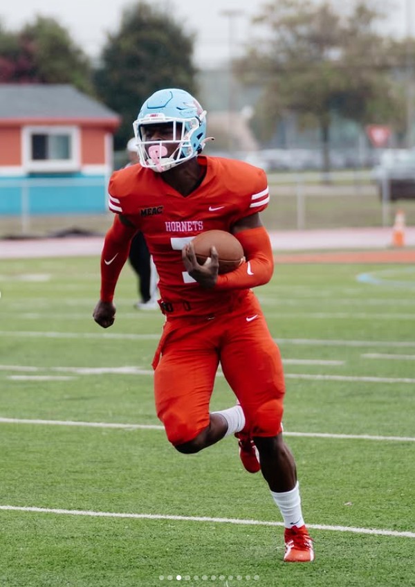CJWritesNThangs's tweet card. A rainy Saturday could not stop the shine of the Delaware State Hornets.