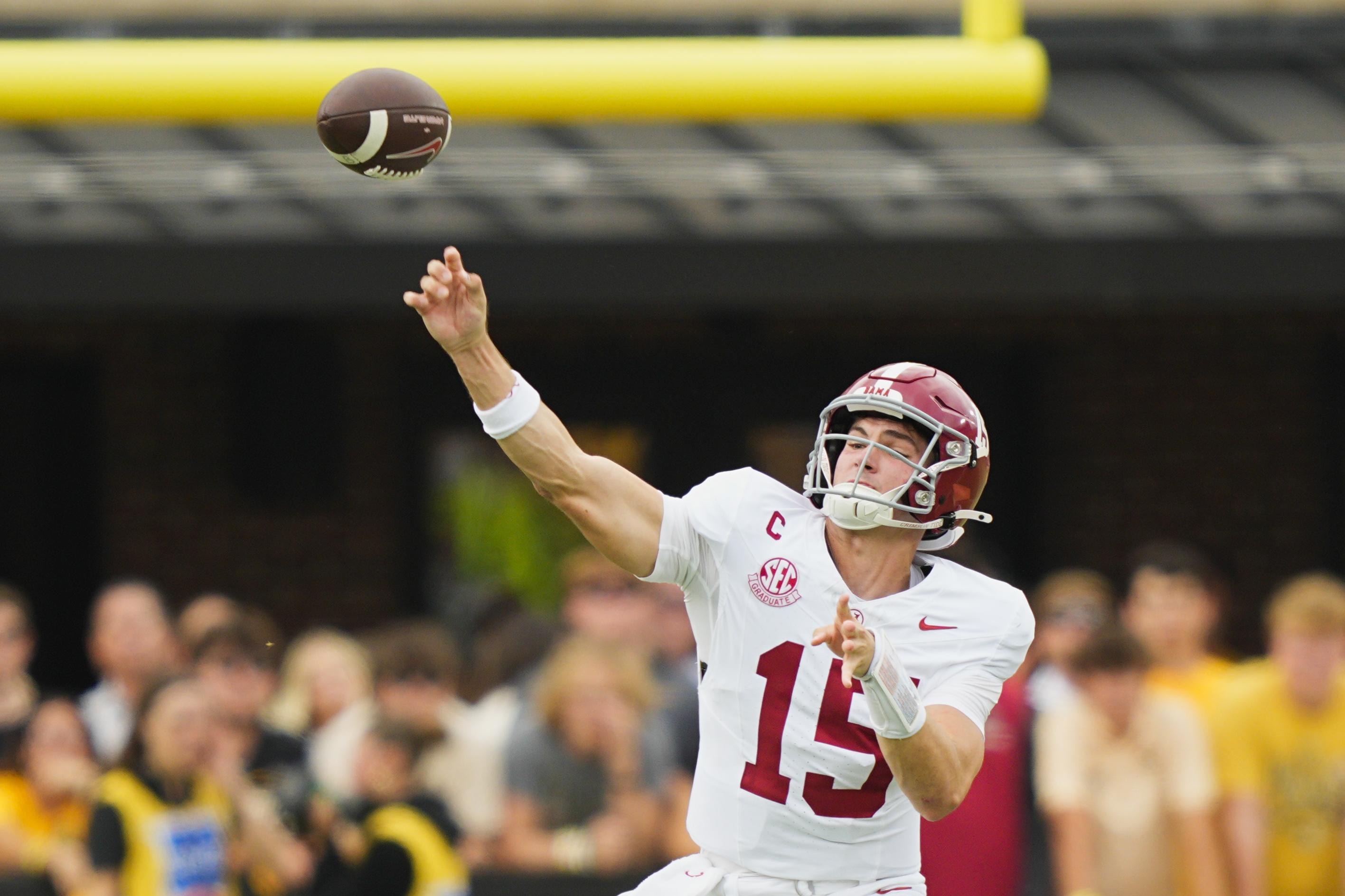 Worldsportswide's tweet card. Tide takes care of Tigers on the road.
