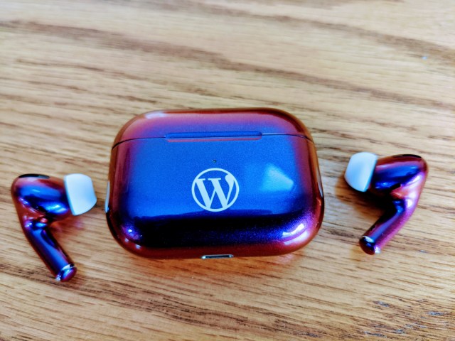 BlogTechGuy's tweet card. Thank you!