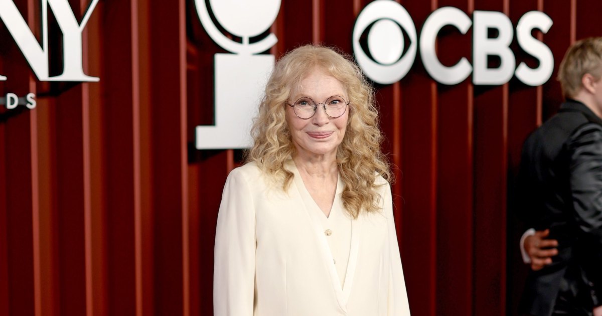 usweekly's tweet card. Mia Farrow paid tribute to Diane Keaton after the Oscar-winning actress’ death at 79, reflecting on their history and Keaton's legacy