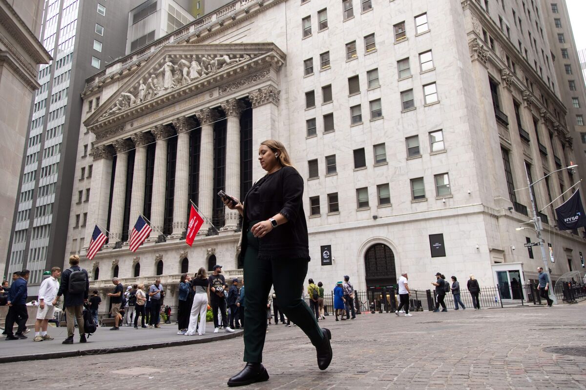 calvincoder's tweet card. MicroStrategy Inc shares tumbled after Andrew Left’s Citron Research said in a post on X that it’s betting against the software company, which has effectively transformed itself into a Bitcoin...