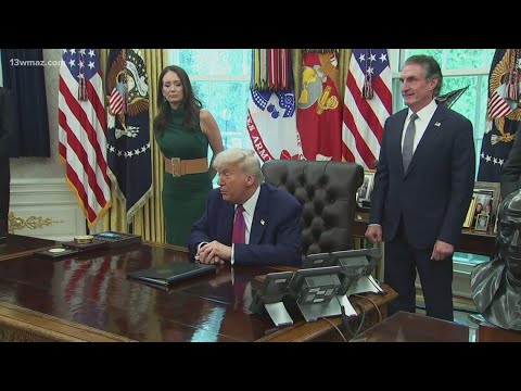 bobkorczynski's tweet card. President Trump using government shutdown to issue firings and...