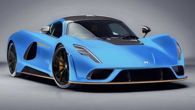 SimpyAuto's tweet card. 💬 0  🔁 26  ❤️ 61 · Hennessey Venom F5