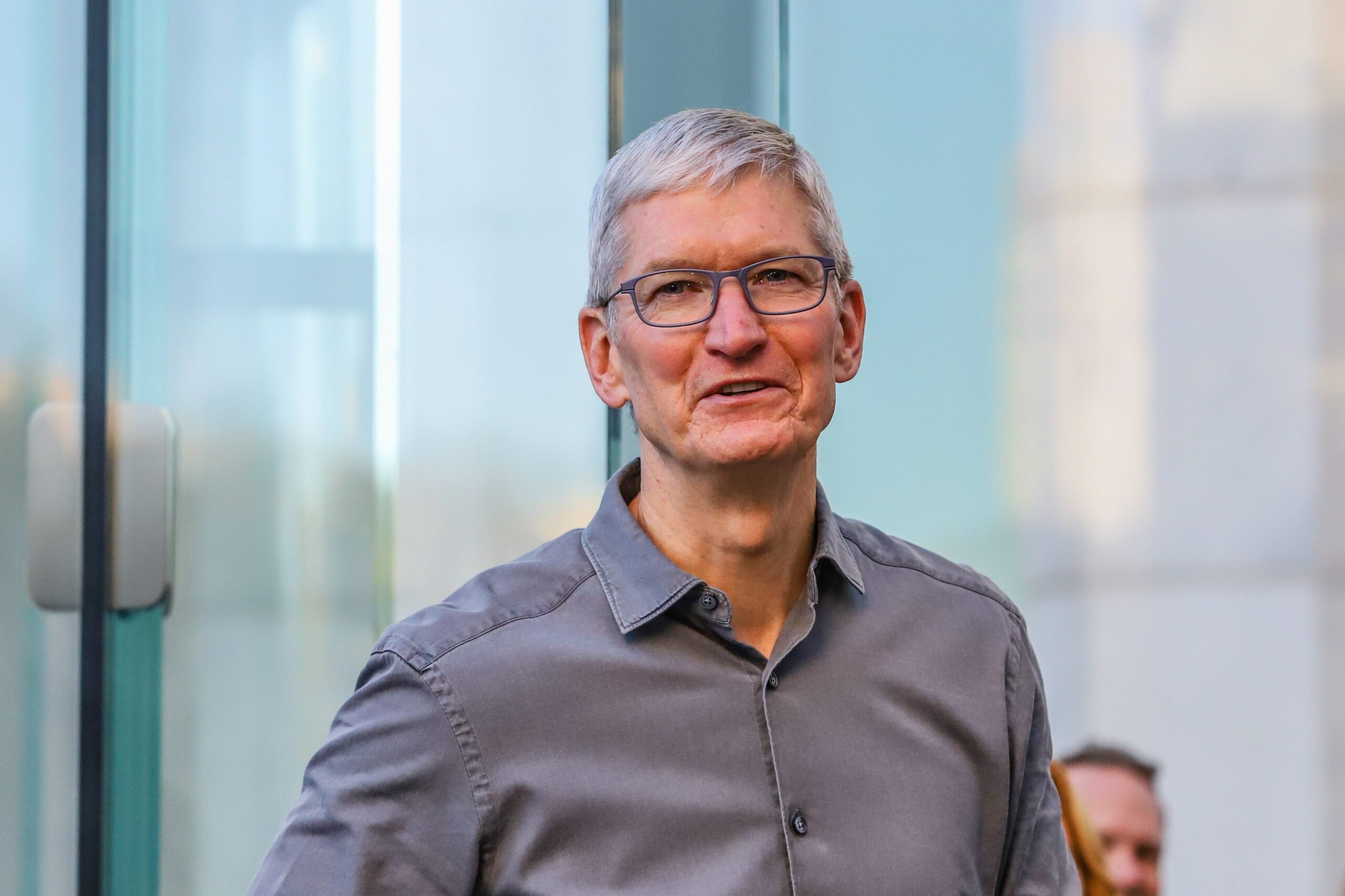 manymanymanymem's tweet card. TLDRs; Two neuroscientists sued Apple, claiming its AI model used pirated copies of their books for training. The case raises new questions about how AI fir ...
