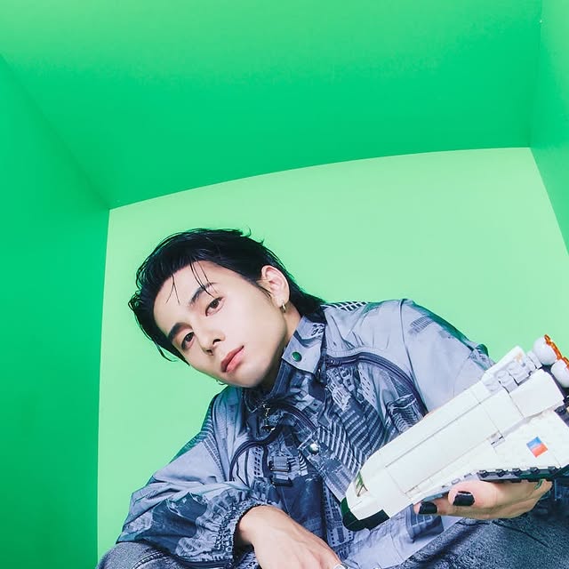 l__mini1's tweet card. INI (@official__ini) • Instagram photos and videos