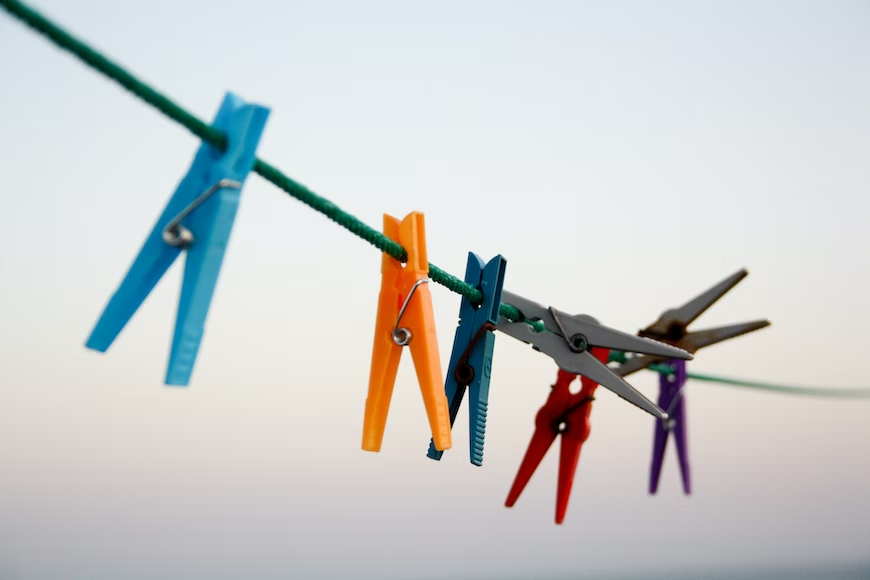 BlogWithMom's tweet card. Image Credit  Housework can be an arduous task, especially when the place needs a deep clean and you don’t have the motivation to get off the sofa, but it’s all about your perspectives and motivati...