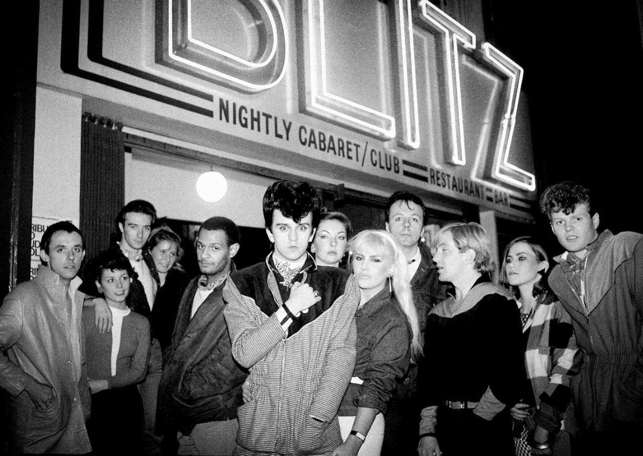 DomusWeb's tweet card. At the Design Museum in London, the exhibition “Blitz: The Club That Shaped the ’80s” reconstructs the legacy of one of the capital’s most visionary and influential venues, tracing how clubbing has...