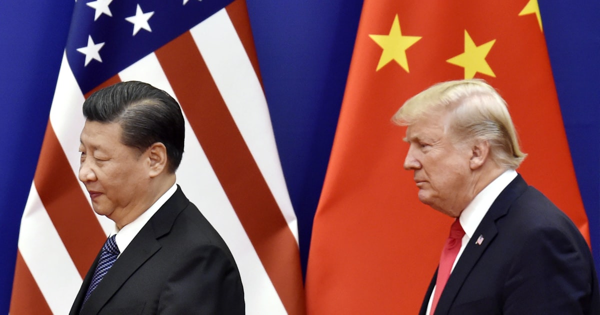 nikkei's tweet card. 米国と中国は世界経済を混乱に陥れる関税引き上げ合戦の愚を繰り返すつもりなのか。トランプ大統領と習近平国家主席に最大限の自制を求めたい。トランプ氏は10日、中国製品に11月から100%の追加関税をかけると表明した。10月末からの韓国での国際会議に合わせて調整している習氏との会談を、開かない可能性にも言及した。中国が新たに打ち出したレアアース（希土類）を含めた輸出規制への対抗措置だという。中