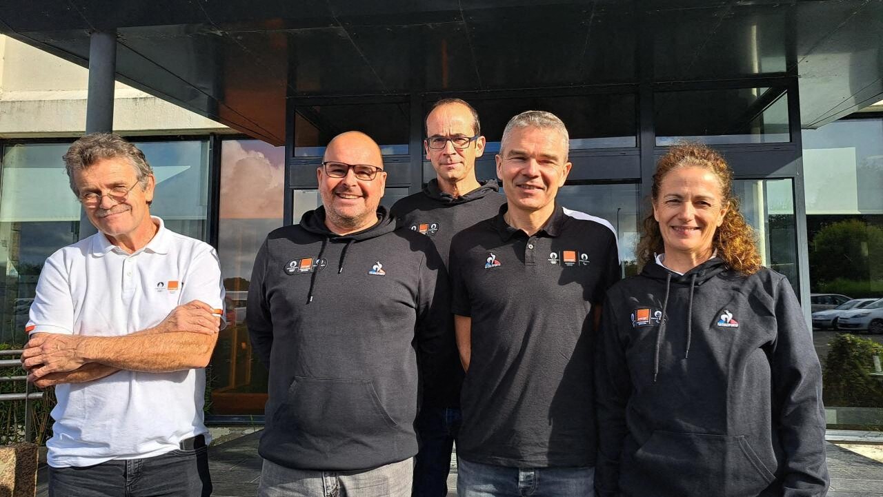 LeTregor's tweet card. Cinq ingénieurs de chez Orange Innovations Lannion ont été impliqués dans le dispositif olympique. Pendant quatre mois ils ont vécu aux cœur de Paris 2024.