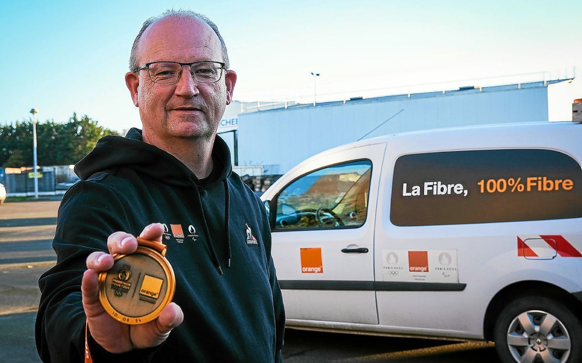 delphineescure's tweet card. Manager chez Orange à Ploufragan, Frédéric Merrien a vécu cinq mois dans le tourbillon des Jeux olympiques et Paralympiques à Paris. Un « autre monde » duquel il atterrit doucement avec des...