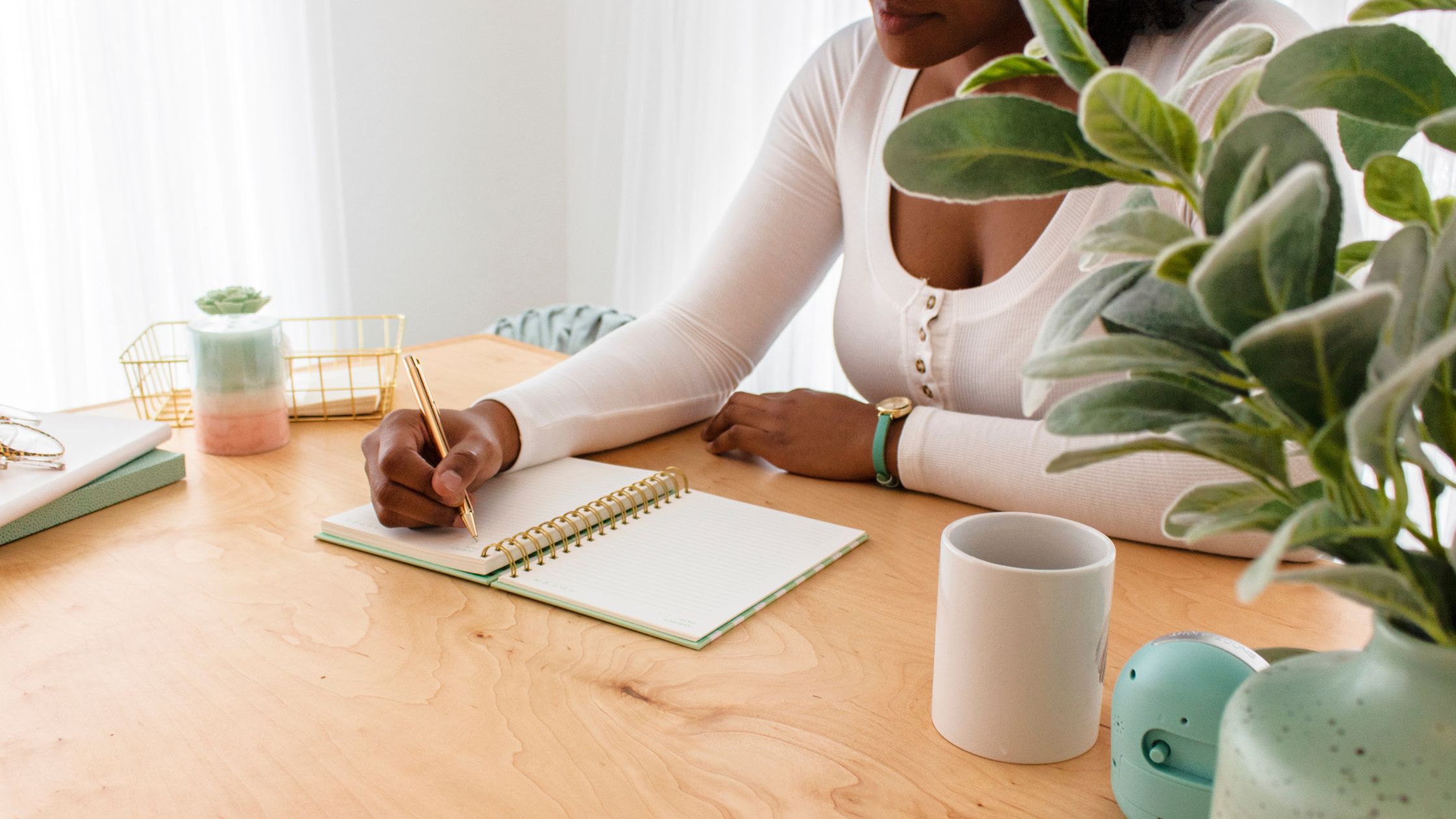 AChVoice's tweet card. Discover how to create a chronic illness daily routine that provides flexibility and supports your well-being every day.
