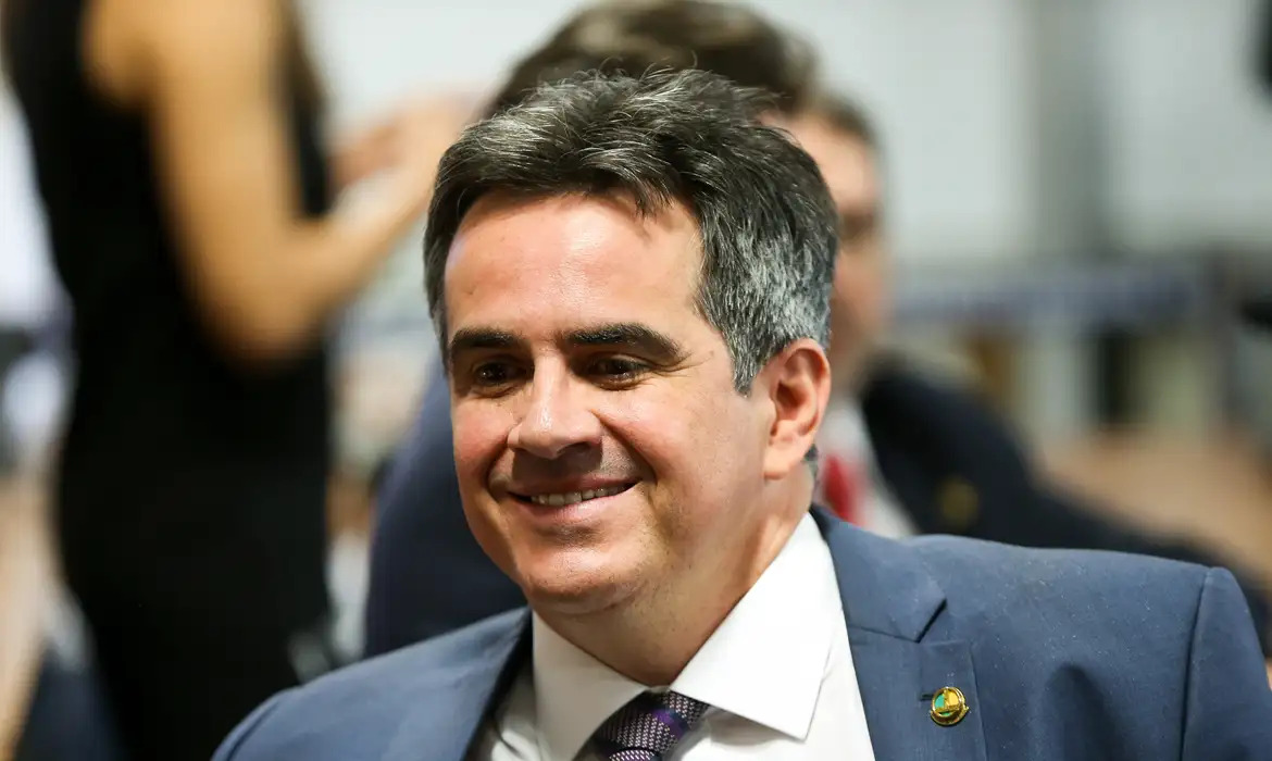 agendadopoder's tweet card. Para senador, governador de São Paulo, Tarcísio Freitas, é o nome do campo conservador