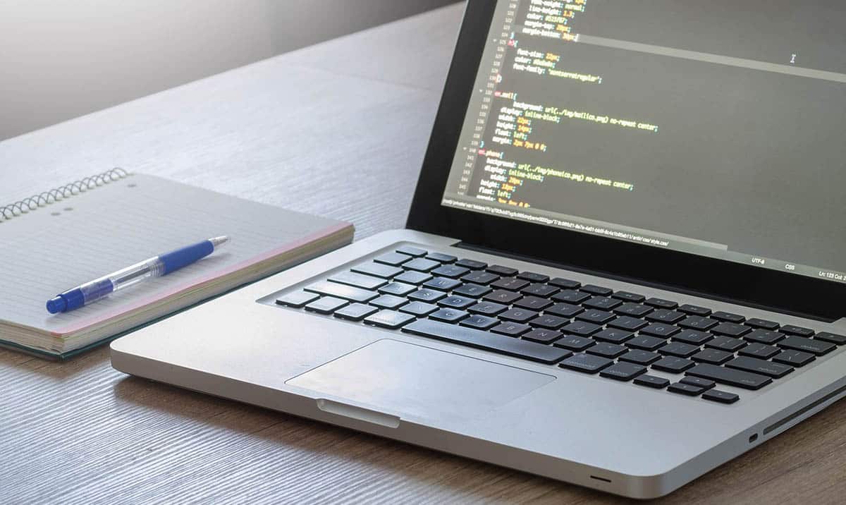ComputerTrick's tweet card. The results for Developer Survey 2019 are out now. So, let's have a look at the five most dreaded programming languages of 2019.